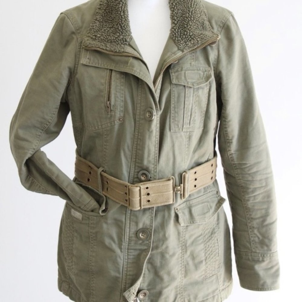Military jacket with belt
